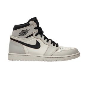 Men’s Air Jordan 1 Retro High SB in color ‘NYC to Paris’